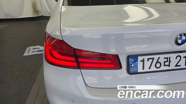 BMW 5-Series 520d M Sport Package Plus