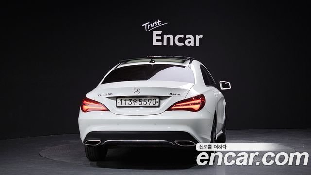 Mercedes-Benz CLA-Class CLA250 4MATIC