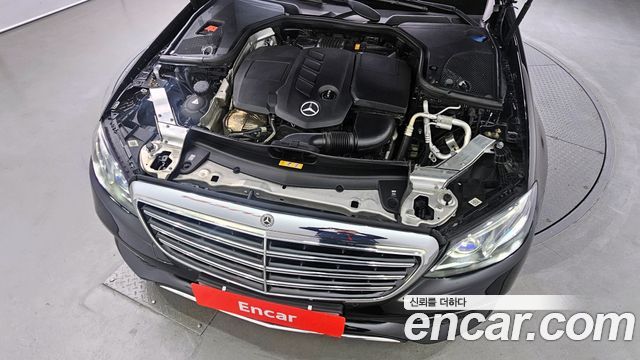 Mercedes-Benz E-Class E220d Exclusive