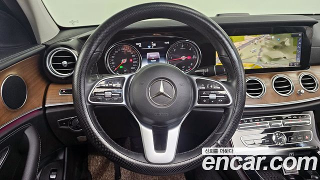 Mercedes-Benz E-Class E220d Exclusive