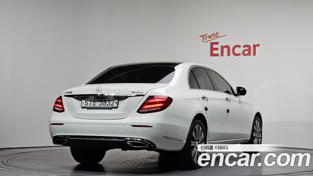 Mercedes-Benz E-Class E400 4MATIC Exclusive