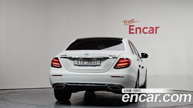 Mercedes-Benz E-Class E400 4MATIC Exclusive