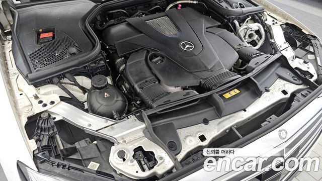 Mercedes-Benz E-Class E400 4MATIC Exclusive