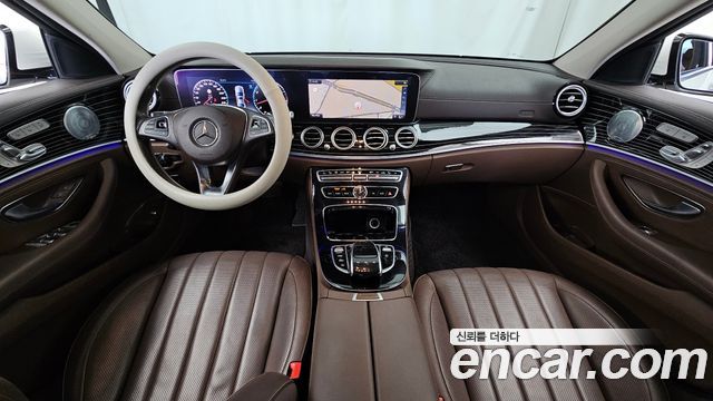 Mercedes-Benz E-Class E400 4MATIC Exclusive