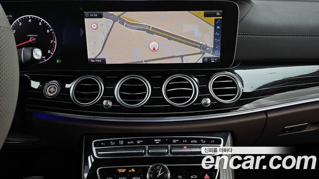 Mercedes-Benz E-Class E400 4MATIC Exclusive