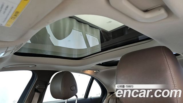 Mercedes-Benz E-Class E400 4MATIC Exclusive