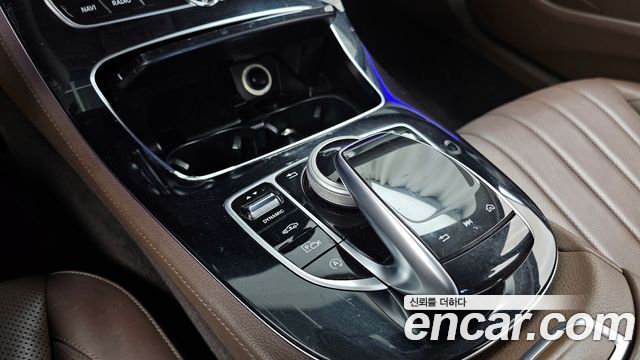 Mercedes-Benz E-Class E400 4MATIC Exclusive