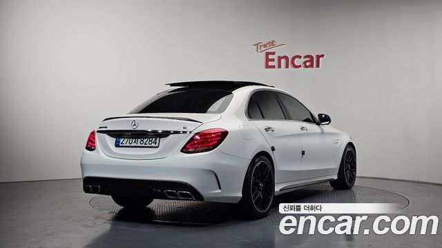 Mercedes-Benz C-Class C63 AMG