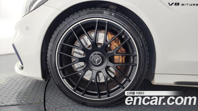 Mercedes-Benz C-Class C63 AMG