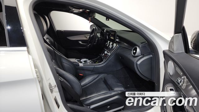 Mercedes-Benz C-Class C63 AMG