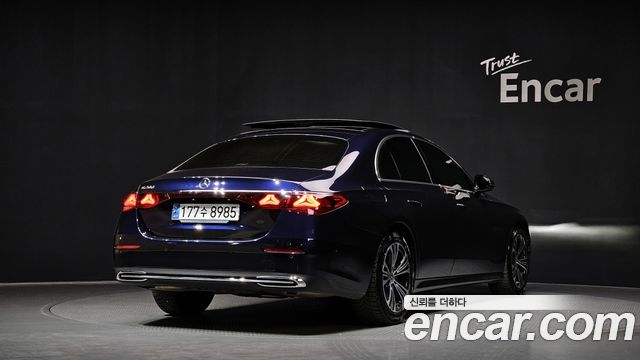 Mercedes-Benz E-Class E200 Avantgarde