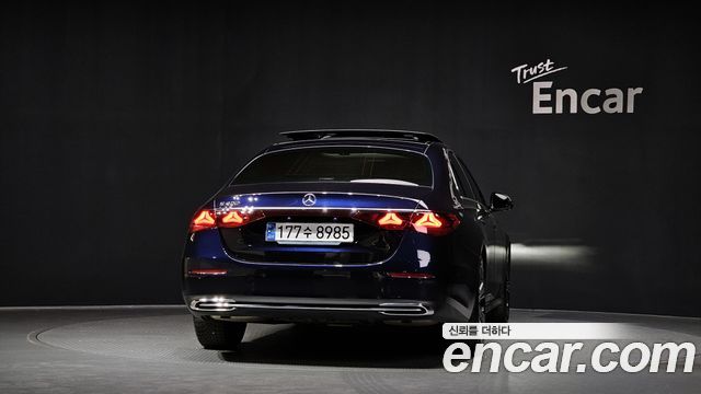 Mercedes-Benz E-Class E200 Avantgarde