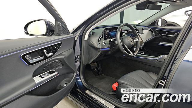 Mercedes-Benz E-Class E200 Avantgarde