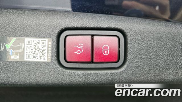 Mercedes-Benz E-Class E200 Avantgarde
