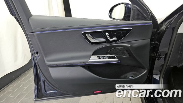 Mercedes-Benz E-Class E200 Avantgarde