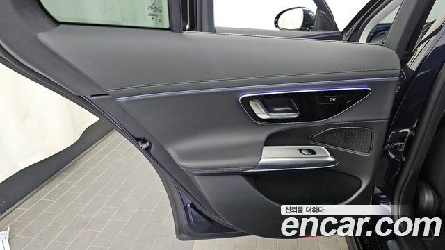 Mercedes-Benz E-Class E200 Avantgarde