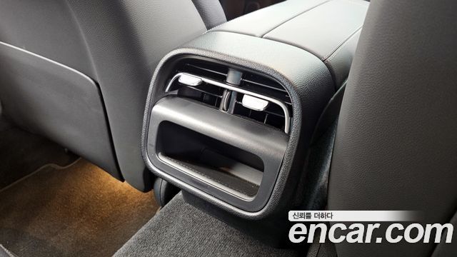 Mercedes-Benz E-Class E200 Avantgarde