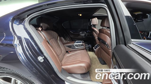 BMW 7-Series 740d xDrive M Sport