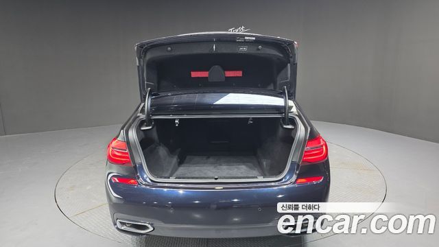 BMW 7-Series 740d xDrive M Sport