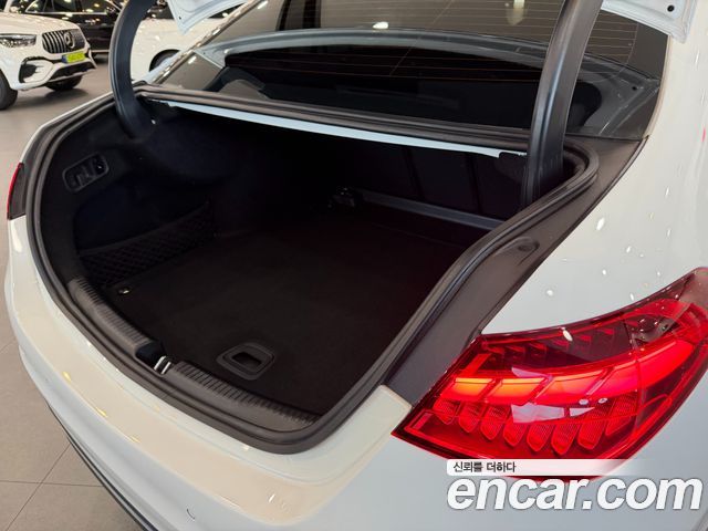 Mercedes-Benz C-Class C200 Avantgarde