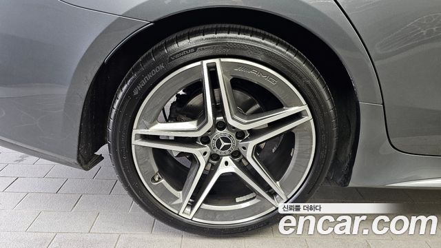 Mercedes-Benz CLS-Class CLS300d AMG Line