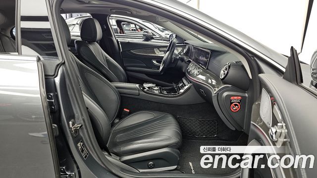 Mercedes-Benz CLS-Class CLS300d AMG Line
