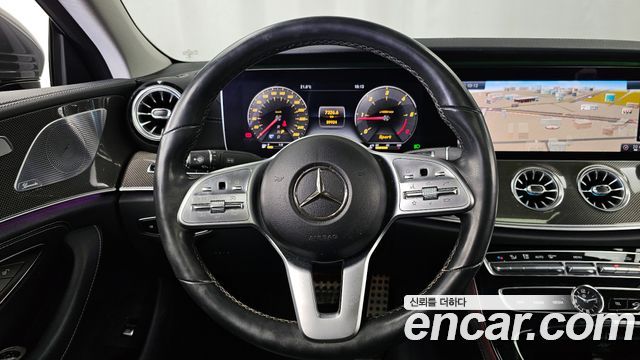 Mercedes-Benz CLS-Class CLS300d AMG Line