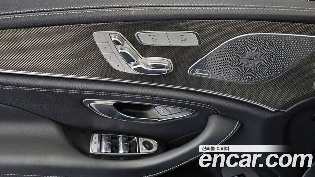 Mercedes-Benz CLS-Class CLS300d AMG Line