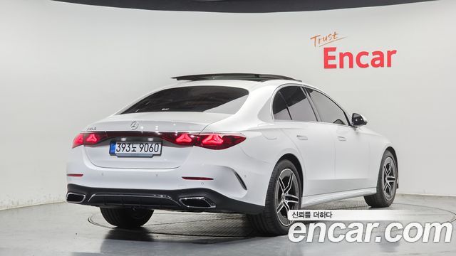 Mercedes-Benz E-Class E200 AMG Line