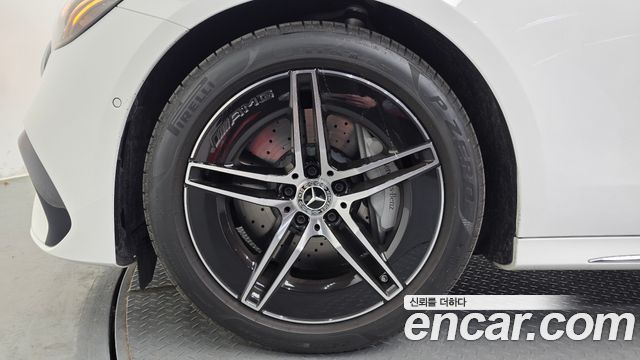 Mercedes-Benz E-Class E200 AMG Line