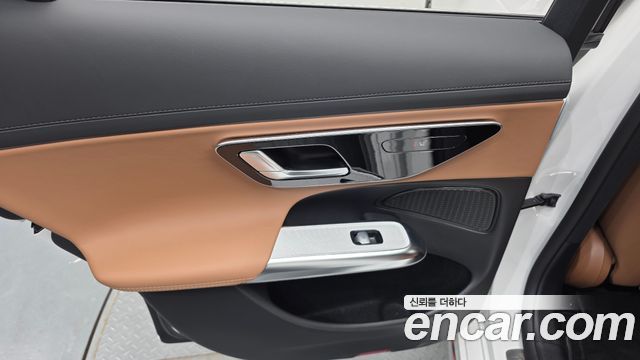 Mercedes-Benz E-Class E200 AMG Line