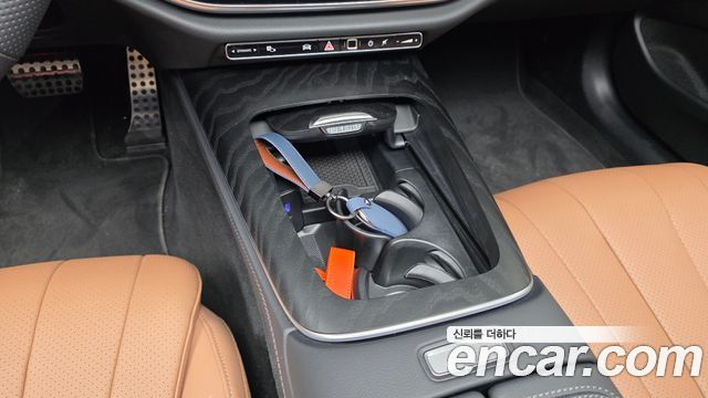 Mercedes-Benz E-Class E200 AMG Line