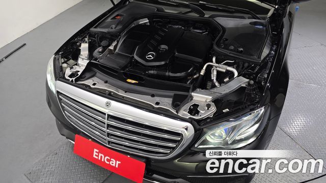 Mercedes-Benz E-Class E220d Exclusive