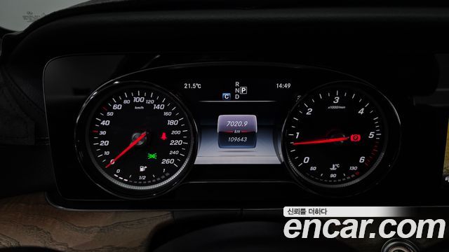 Mercedes-Benz E-Class E220d Exclusive