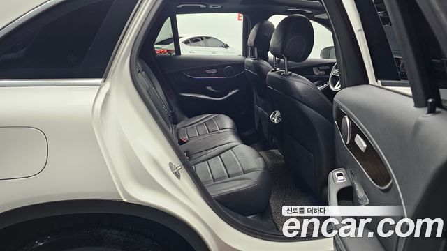 Mercedes-Benz GLC-Class GLC300 4MATIC