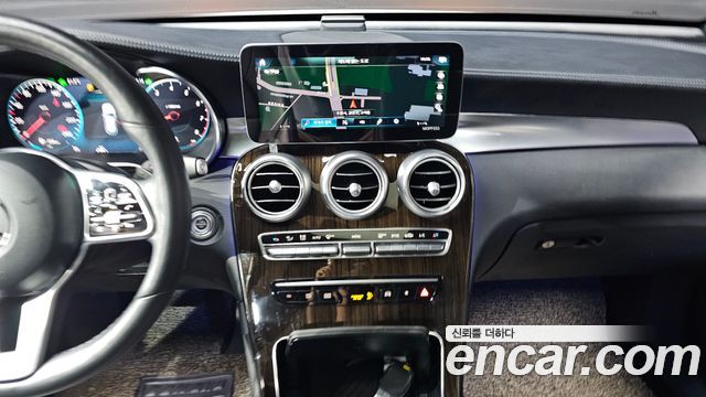 Mercedes-Benz GLC-Class GLC300 4MATIC