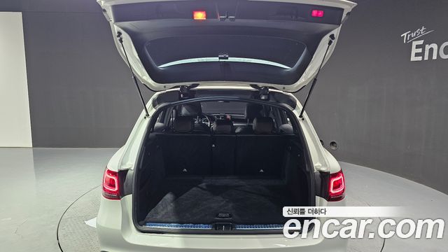 Mercedes-Benz GLC-Class GLC300 4MATIC