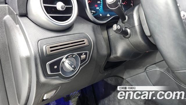 Mercedes-Benz GLC-Class GLC300 4MATIC