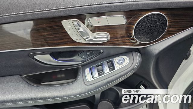 Mercedes-Benz GLC-Class GLC300 4MATIC