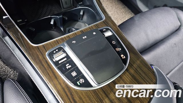 Mercedes-Benz GLC-Class GLC300 4MATIC