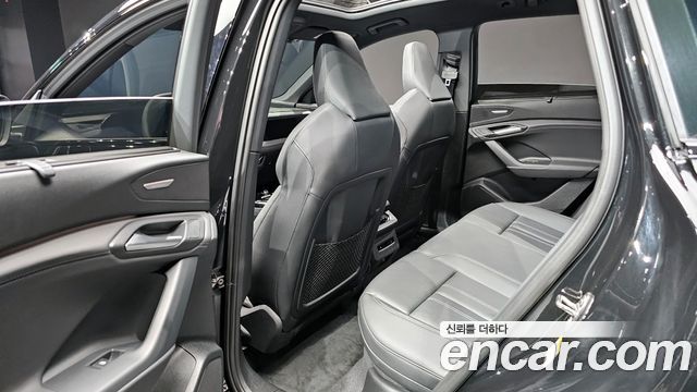 Audi Q6 e-tron Premium Quattro