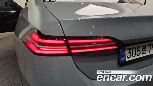 BMW 5-Series 520i M Sport