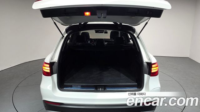 Mercedes-Benz GLC-Class GLC350e 4MATIC Premium