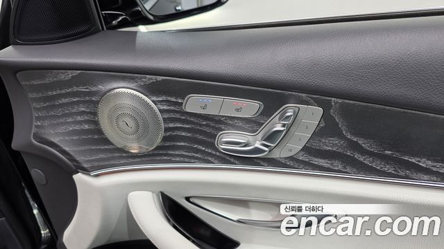 Mercedes-Benz E-Class E350 4MATIC Exclusive