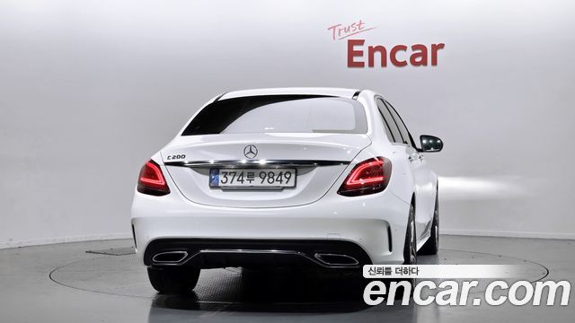 Mercedes-Benz C-Class C200 AMG Line