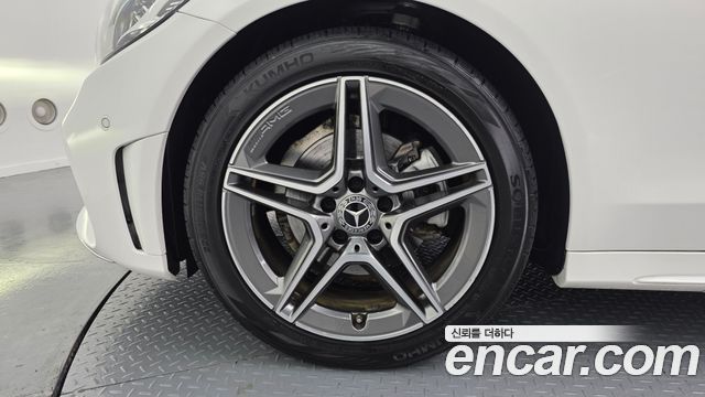 Mercedes-Benz C-Class C200 AMG Line
