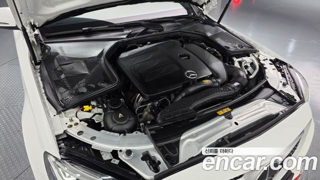 Mercedes-Benz C-Class C200 AMG Line
