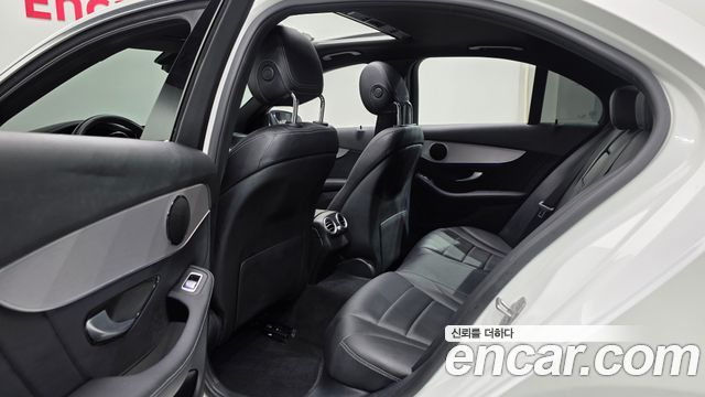 Mercedes-Benz C-Class C200 AMG Line