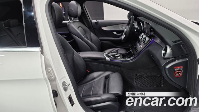 Mercedes-Benz C-Class C200 AMG Line
