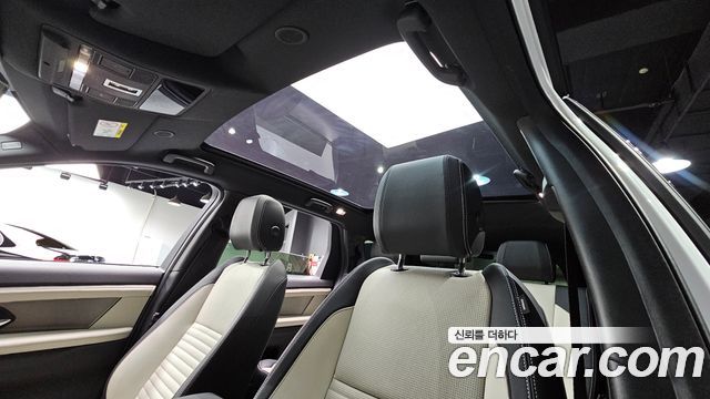 Land Rover Discovery Sport P250 Dynamic SE
